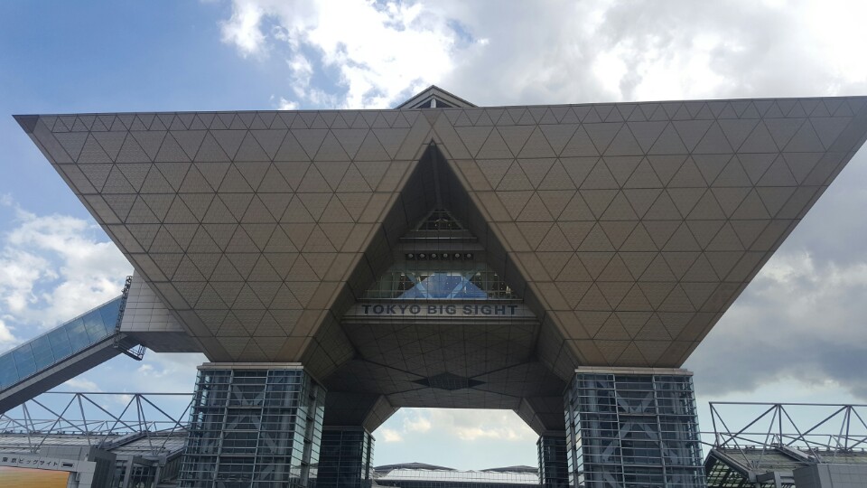 동경 빅사이트 친환경 에너지 전시장 관람